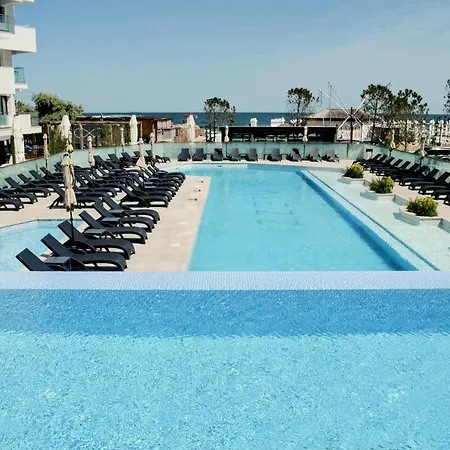 Lägenhet Teona In Infinity Pool & Năvodari