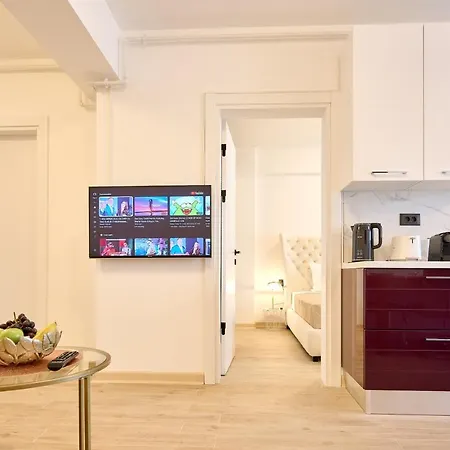 Teona - Jacuzzi & Sauna Infinity 那沃达利