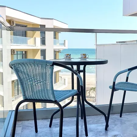 Teona - Jacuzzi & Sauna Infinity Năvodari