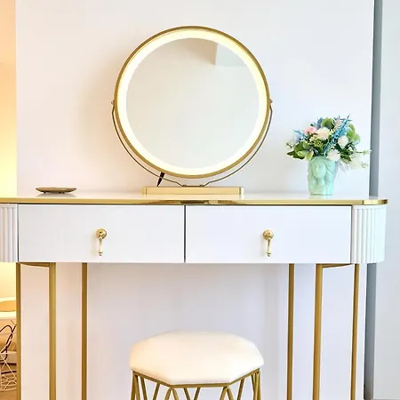 Teona - Jacuzzi & Sauna Infinity