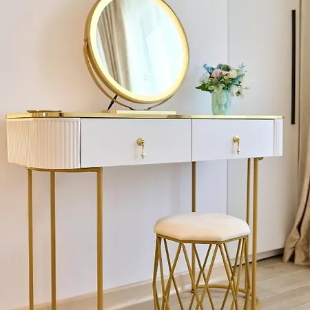 Teona - Jacuzzi & Sauna Infinity *