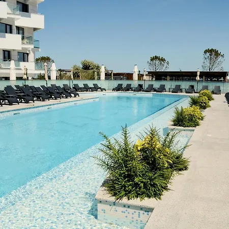 Teona - Jacuzzi & Sauna Infinity * 那沃达利