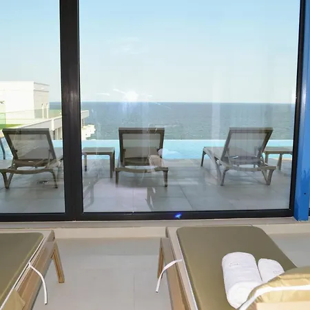 Teona - Jacuzzi & Sauna Infinity 那沃达利