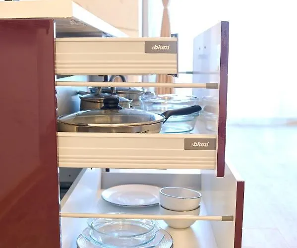 Teona In Infinity Pool & *