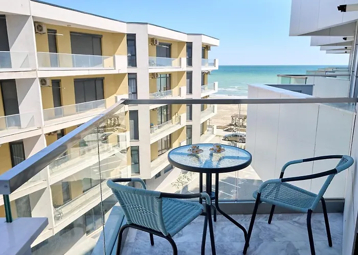 Teona In Infinity Pool & 公寓 *